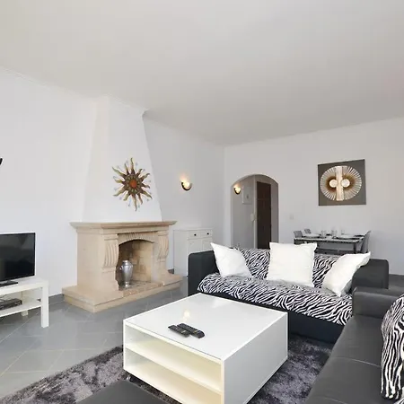 Navegador Park View, 5 Pers, Pisc,700m Plage,strip Apartment *